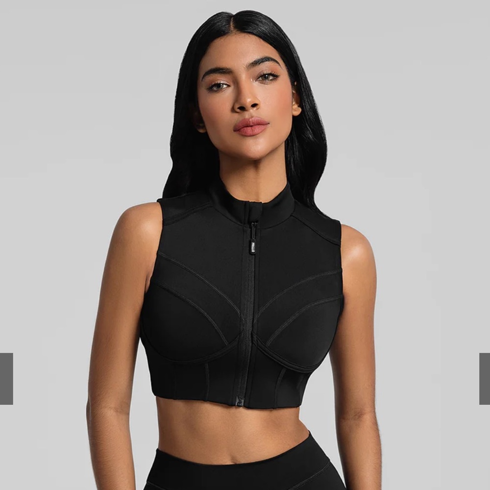 BTTRM High Neck Zip Up Top - size XS